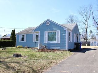 16 N Hood St, Springfield, MA 01109