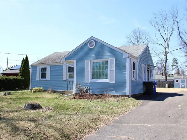 16 N Hood St, Springfield, MA 01109