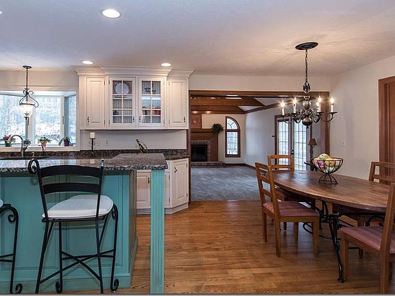 3rd image of 35313 Quartermane Cir