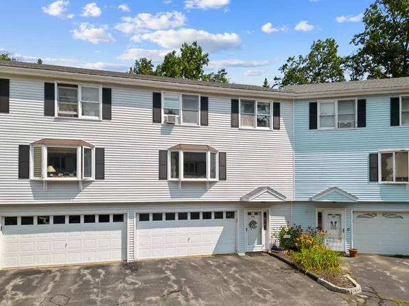 634 Hackett Hill Road, Manchester, NH 03102