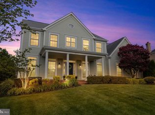 8313 Hancock Ct, Gainesville, VA 20155