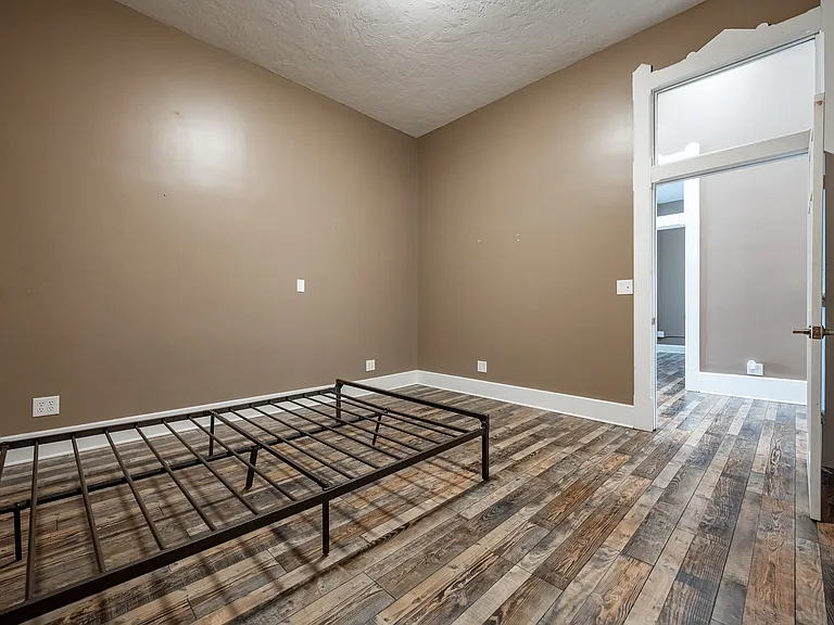 12 E Washington St #201 — Photo 31
