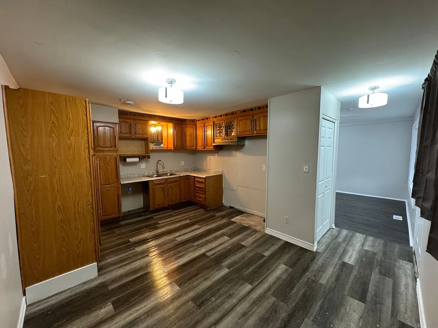 3 Bed, 1 Bath Ranch with Basement and Attached Garage — Photo 4