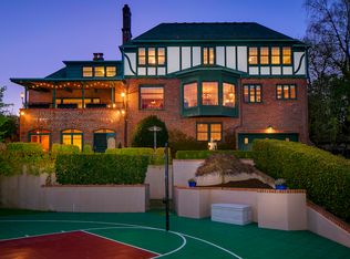 5700 64th Ave NE, Seattle, WA 98105