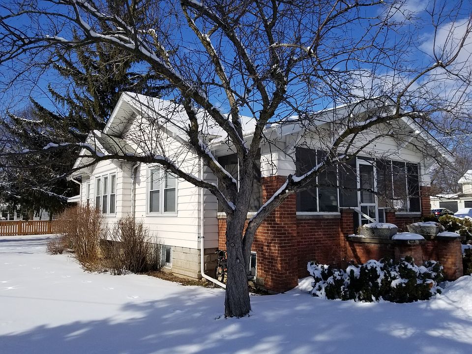 2nd image of 1411 Court St