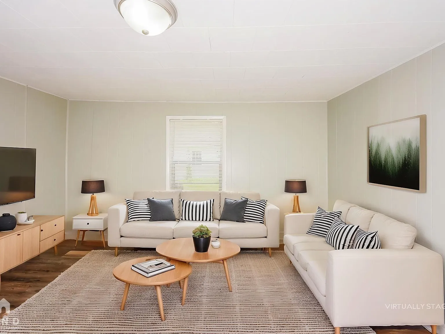 3 bed, 1.0 bath, 1216 sqft, $955 — Photo 2