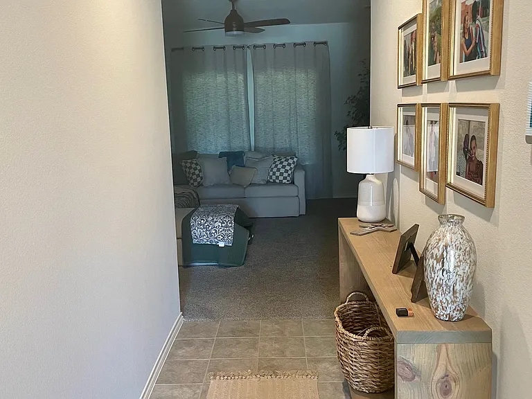 717 White Comb Ln — Photo 5