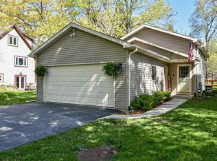 29106 112th Pl, Trevor, WI 53179