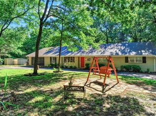 87 Leafy Ln, Denison, TX 75020