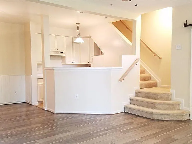 5208 Duke Ct — Photo 14