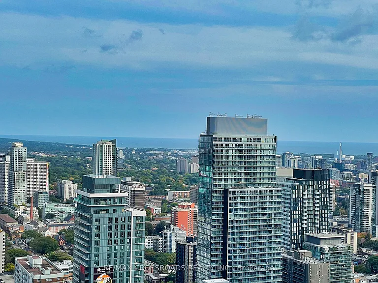 1080 Bay St #4509 — Photo 31