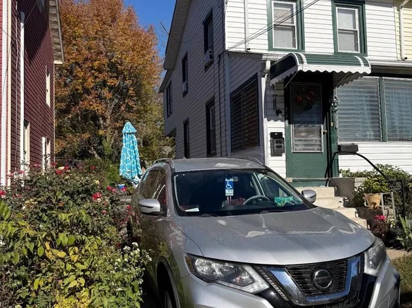 716 Preston Ave, Bryn Mawr, PA 19010