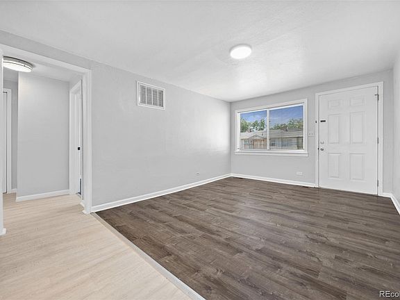 5th image of 7376-7382 Oneida Drive