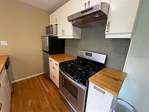 304 E 33rd St #24 — Photo 4
