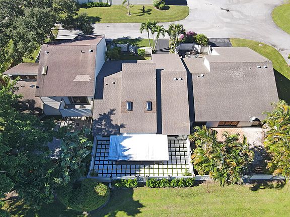 4th image of 13403 Bedford Mews Court