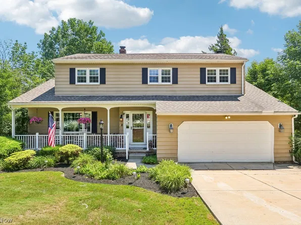 27635 Pergl Rd, Glenwillow, OH 44139