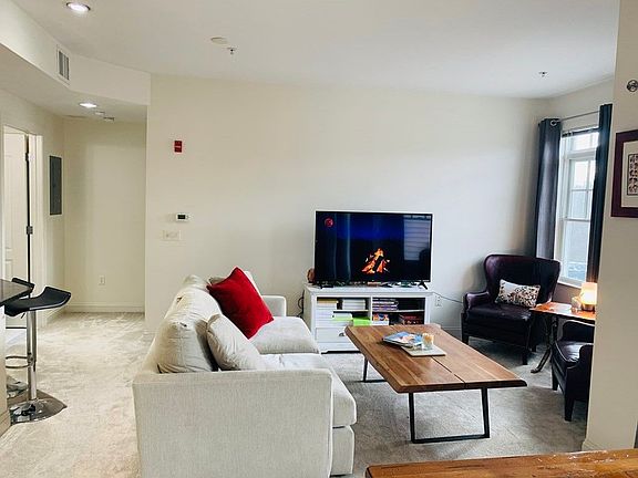 4th image of 614 Pond St Unit 2208