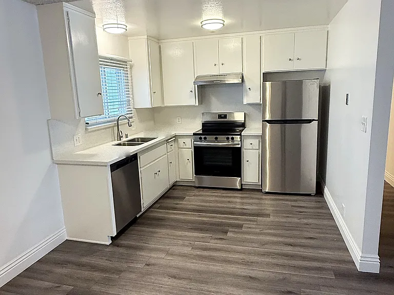 840 Main St #12 — Photo 1