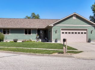 336 Summit Dr, Story City, IA 50248