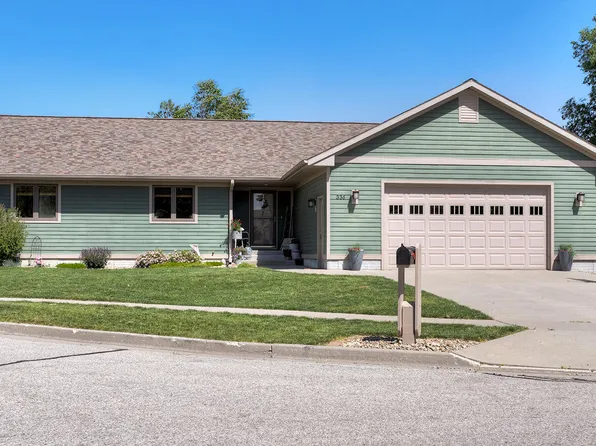 336 Summit Dr, Story City, IA 50248