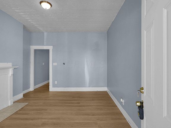 3rd image of 1173 E Rich St #75