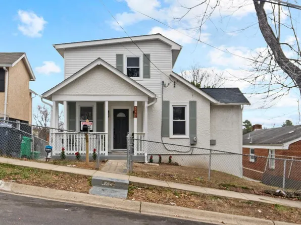 4222 Vine St, Capitol Heights, MD 20743