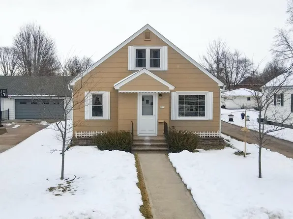 1915 WELSBY AVENUE, Stevens Point, WI 54481