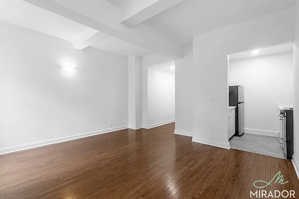 Rented by Mirador Real Estate | media 15