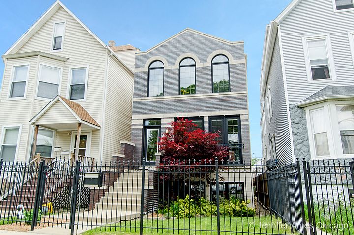 1st image of 3028 N Sawyer Ave