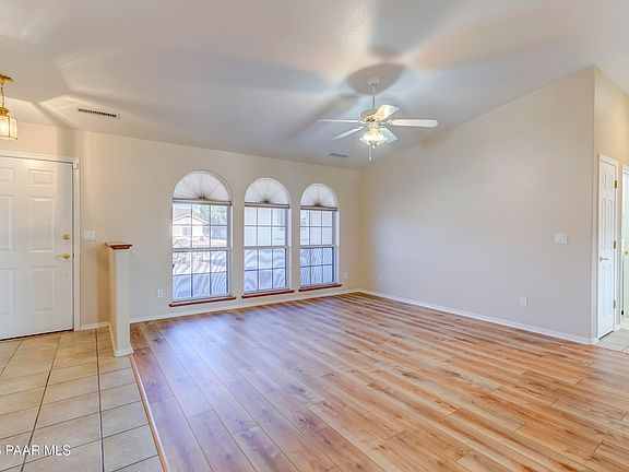 5th image of 3401 N Lynx Lake Dr