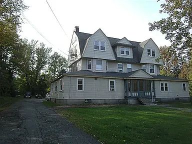 2nd image of 108 Champlin Ave #B