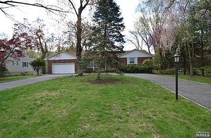 2nd image of 116 Durie Ave
