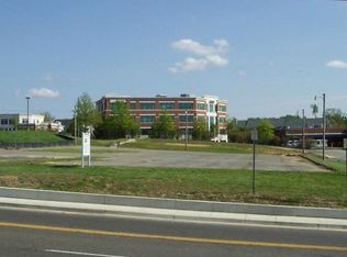 Charles St, La plata, MD 20646