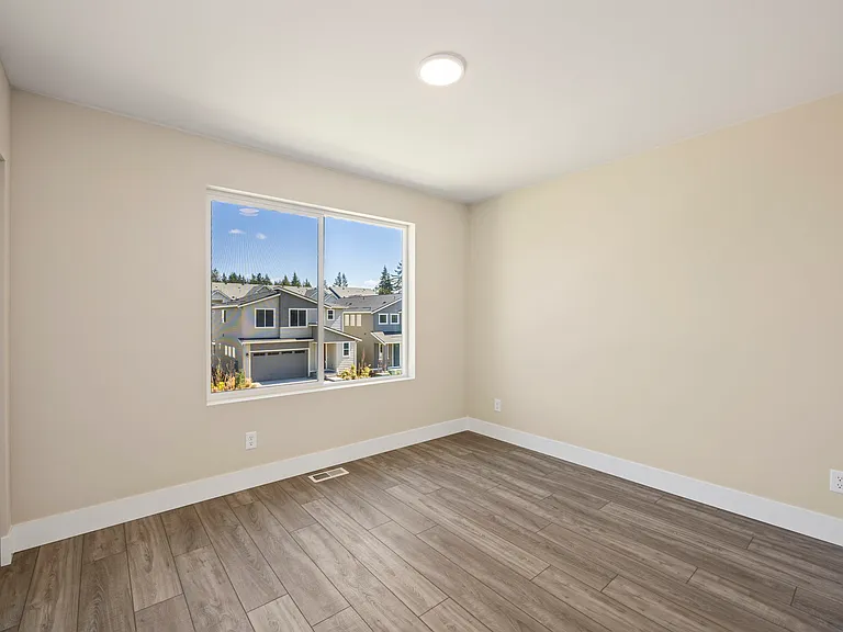 5399 Century Pl NE — Photo 42