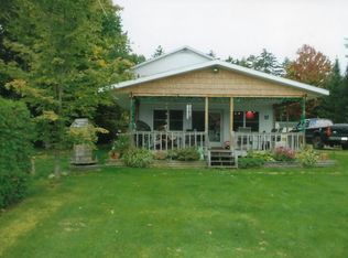 154 Lake Rd, Chateaugay, NY 12920