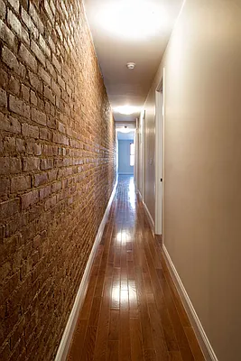 Rented by Julianna Realty Corp | media 28