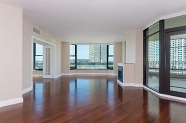 500 W Harbor Dr W #922 — Photo 16