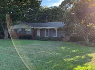 371 Peggy Dr, Fort Valley, GA 31030