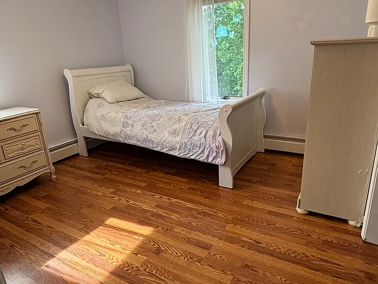 49 Montauk Rd — Photo 8