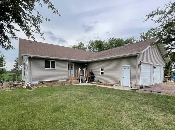 1103 70th Ave, Sherburn, MN 56171