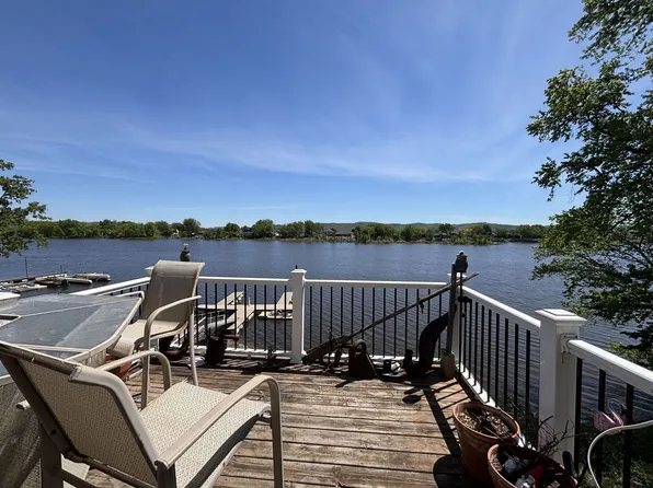 1638 Bainbridge St, 1638 Bainbridge St #10, La Crosse, WI 54603