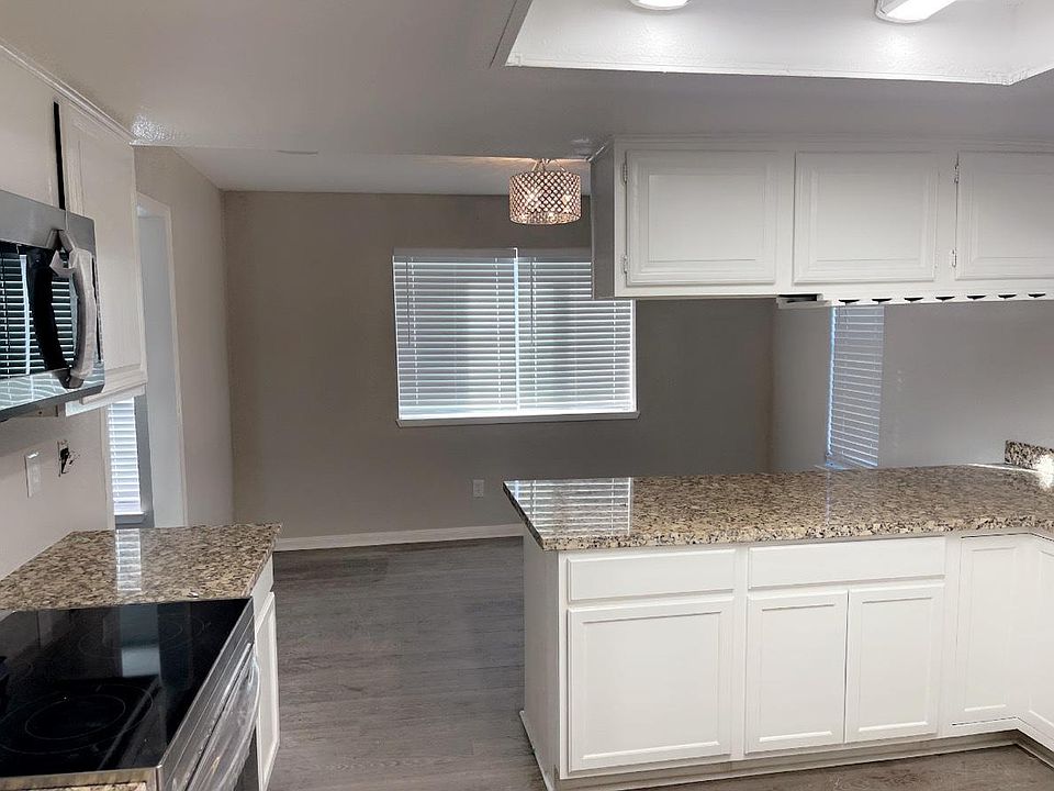 1st image of 8623 Quail Burg Ln