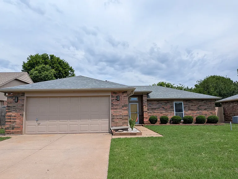 301 S Abbey Ln — Photo 42