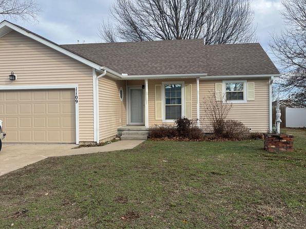 1109 Country Side Dr