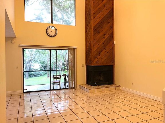 2nd image of 439 Stanton Pl