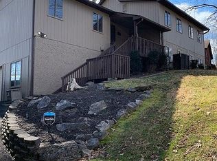 332 River Rd, Bluff City, TN 37618