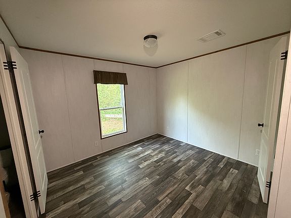 4th image of 1402 N 69th Ave