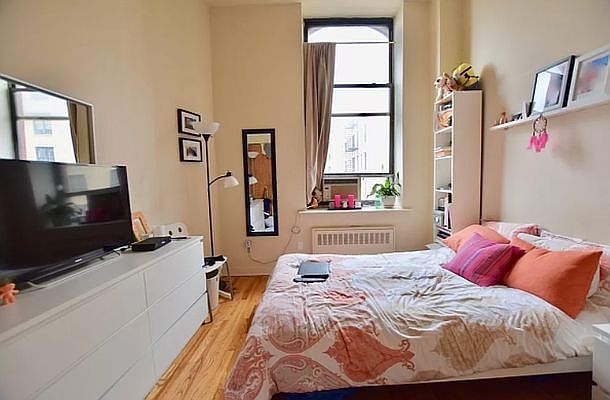 1st image of 117 E 11th St #3F