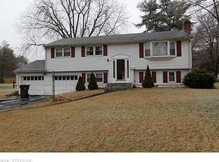 118 Penney Dr, East Hartford, CT 06118