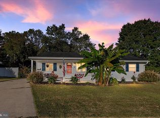 14 Brookview Ave, Pasadena, MD 21122